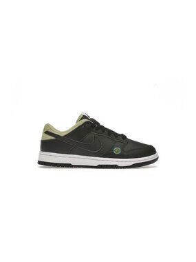 Women's Nike Dunk Low Avocado Size 8- DM7606-300